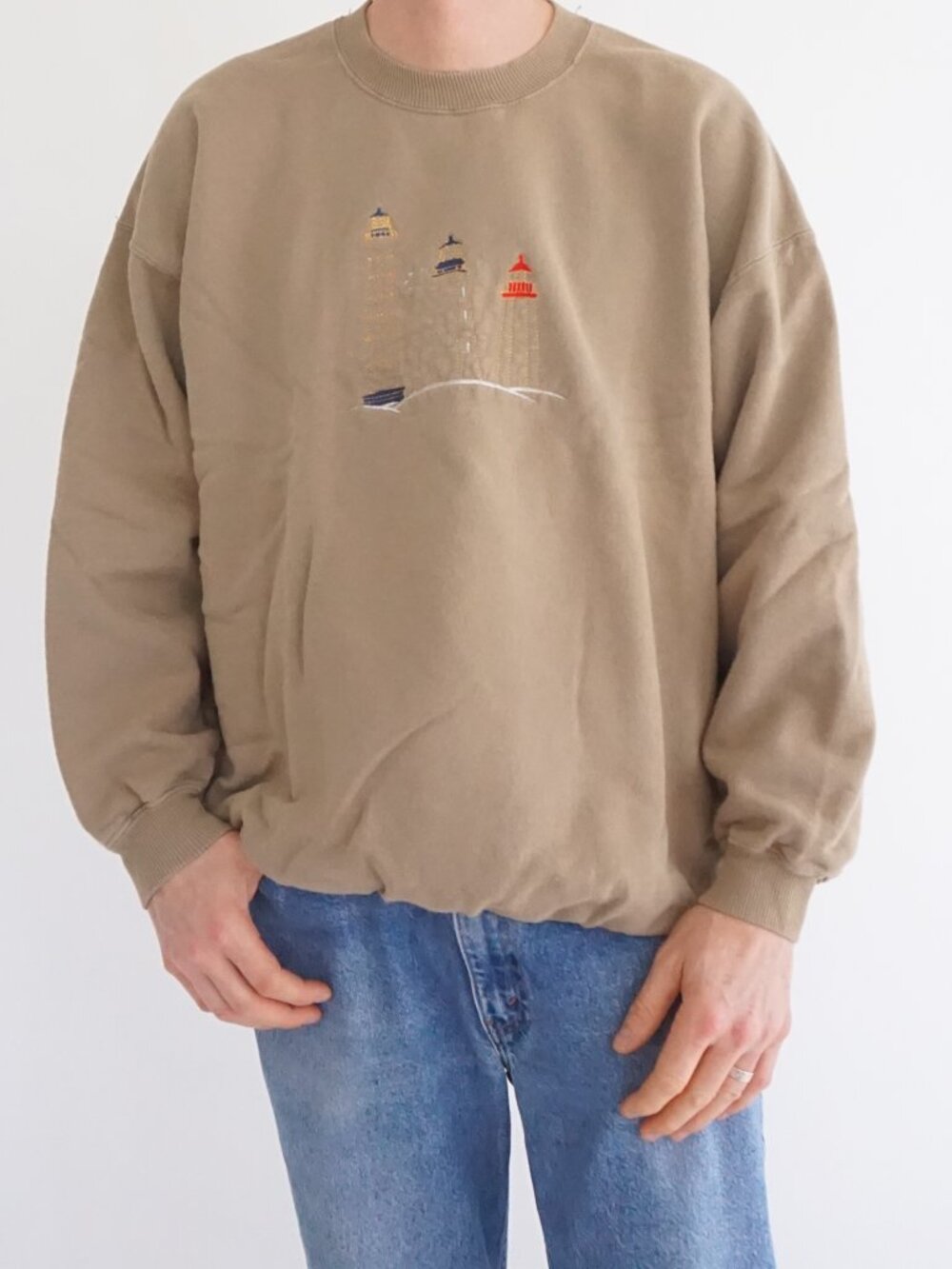 Vintage Gildan Tan Lighthouse Embroidered Coastal Nautical Crewneck Sweater XL